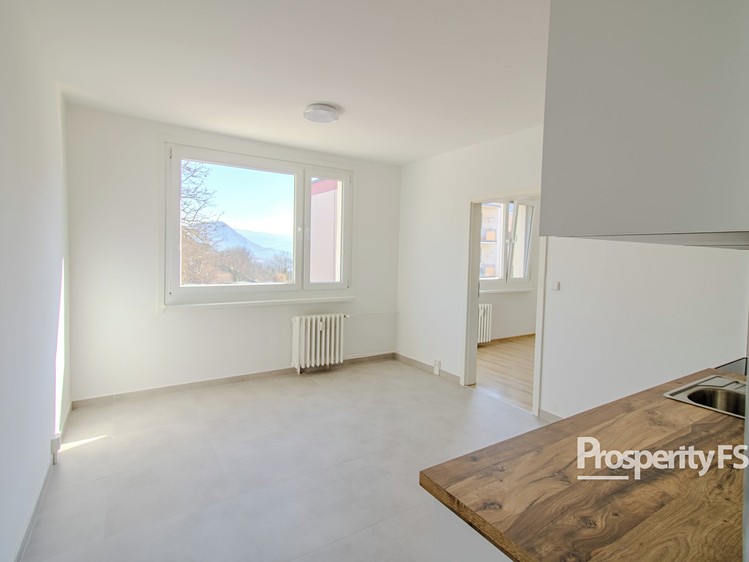 Pronájem bytu 1+1 37 m² - foto 5