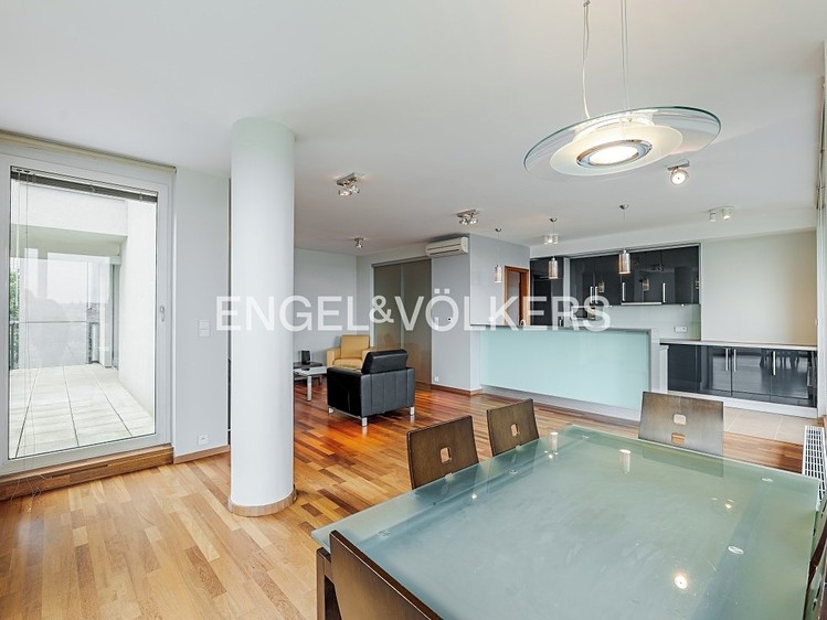 Pronájem bytu 4+kk 134 m² - foto 4