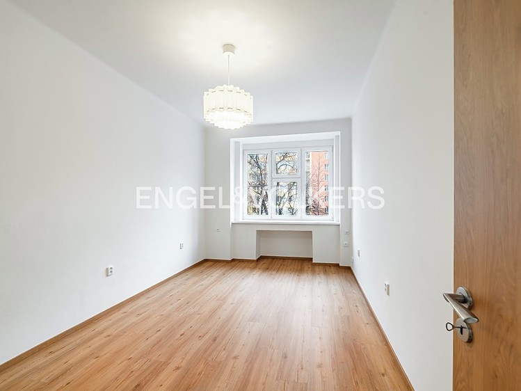 Pronájem bytu 2+1 49 m² - foto 4
