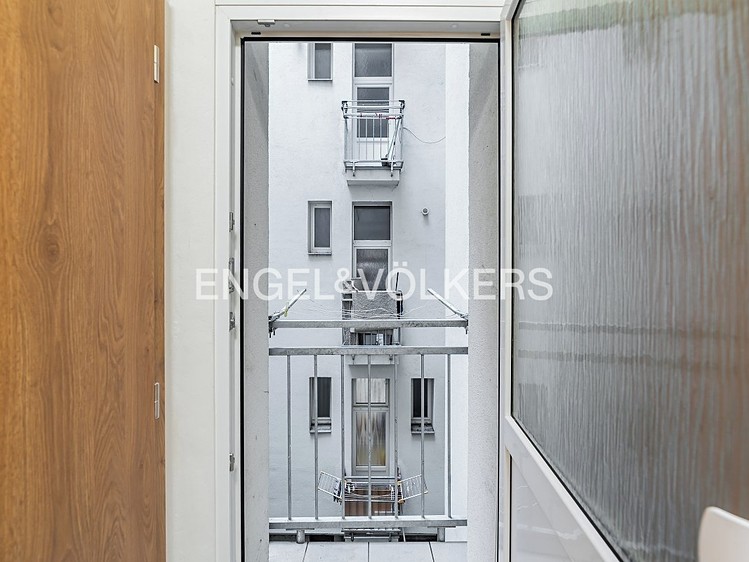 Pronájem bytu 2+1 49 m² - foto 3