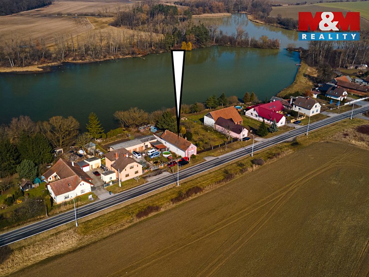 Prodej rodinného domu 120 m², pozemek 932 m² - foto 2