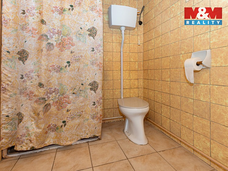 Prodej rodinného domu 120 m², pozemek 932 m² - foto 7