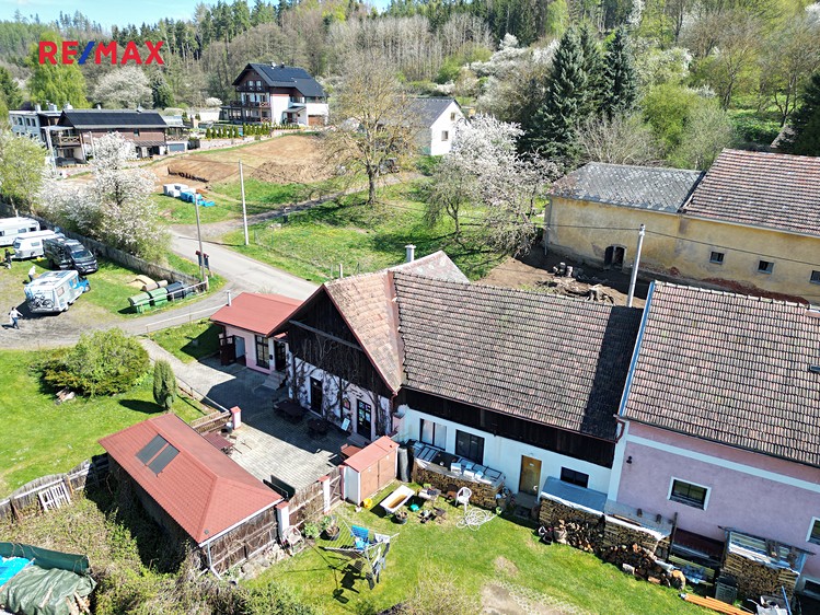 Prodej rodinného domu 250 m², pozemek 5 370 m² - foto 3