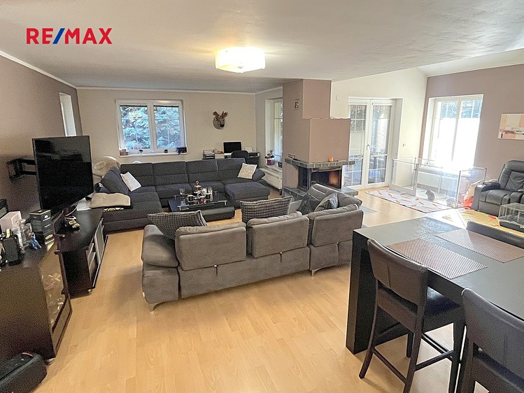 Prodej rodinného domu 175 m², pozemek 776 m² - foto 7