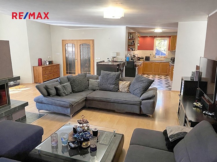 Prodej rodinného domu 175 m², pozemek 776 m² - foto 6