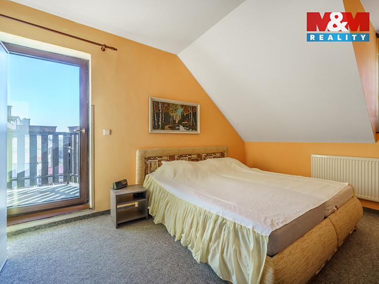 Prodej rodinného domu 169 m², pozemek 291 m² - foto 8