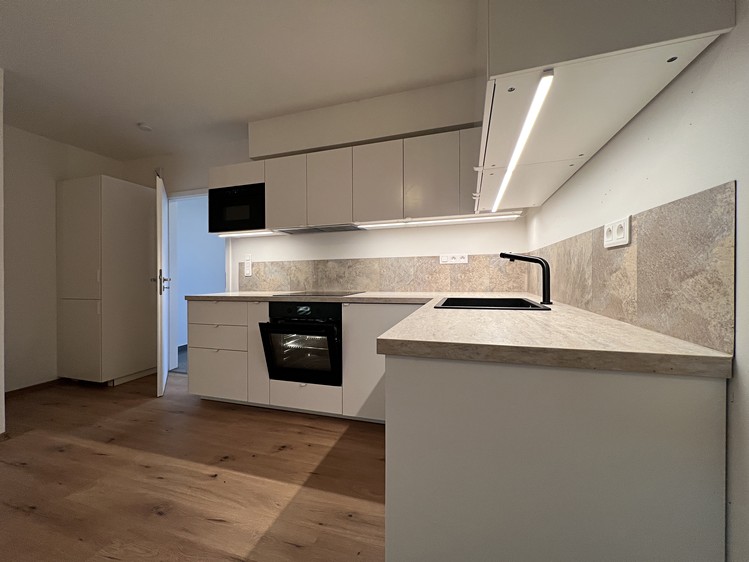 Prodej  rodinného domu 105 m², pozemek 170 m² - foto 8