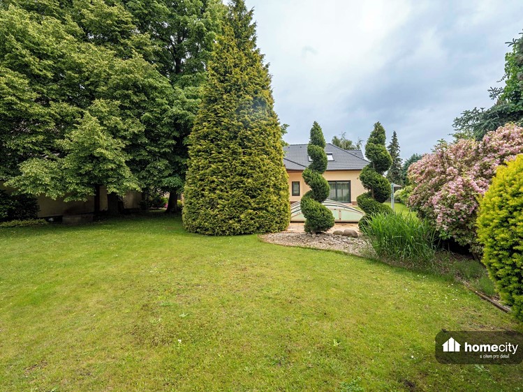 Prodej  rodinného domu 283 m², pozemek 1 205 m² - foto 4