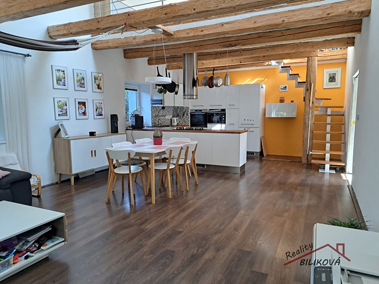 Prodej rodinného domu 110 m², pozemek 2 052 m² - foto 5