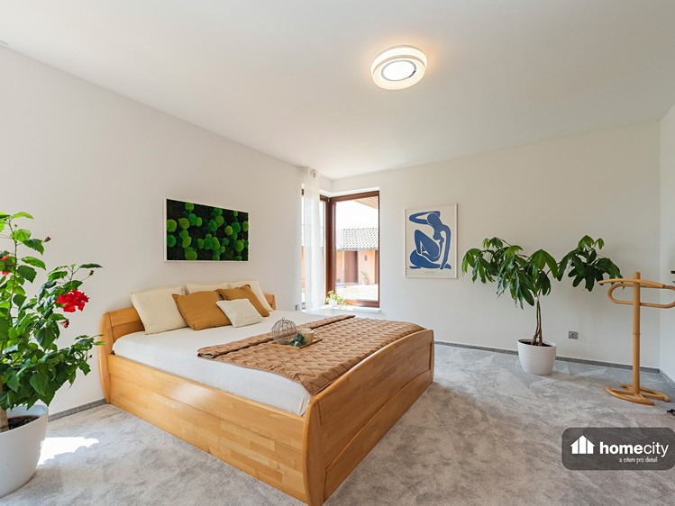Prodej  rodinného domu 181 m², pozemek 1 255 m² - foto 7