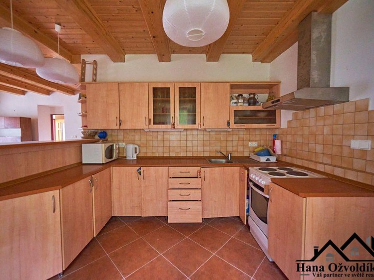 Prodej  rodinného domu 400 m², pozemek 691 m² - foto 4