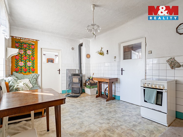 Prodej rodinného domu 95 m², pozemek 611 m² - foto 5