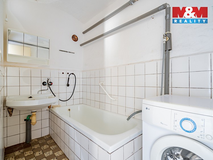 Prodej rodinného domu 95 m², pozemek 611 m² - foto 7