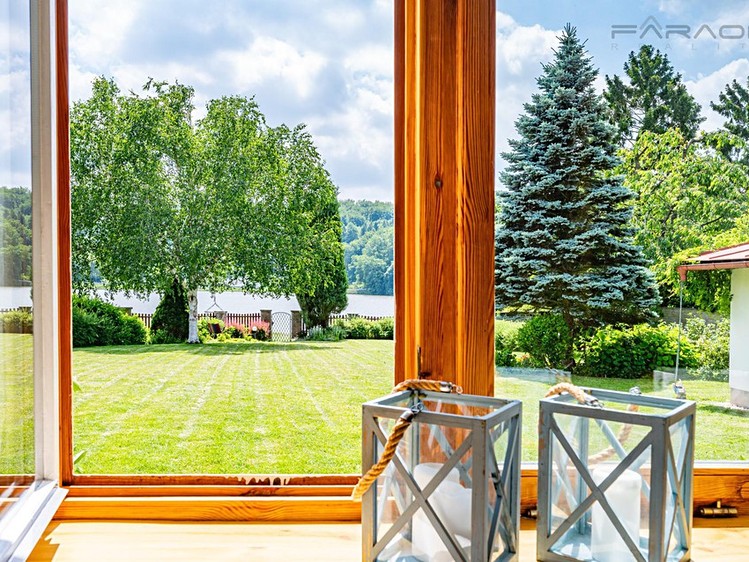 Prodej  rodinného domu 205 m², pozemek 1 328 m² - foto 5