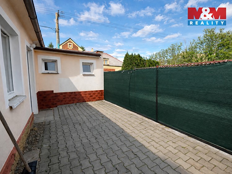 Prodej rodinného domu 153 m², pozemek 131 m² - foto 4