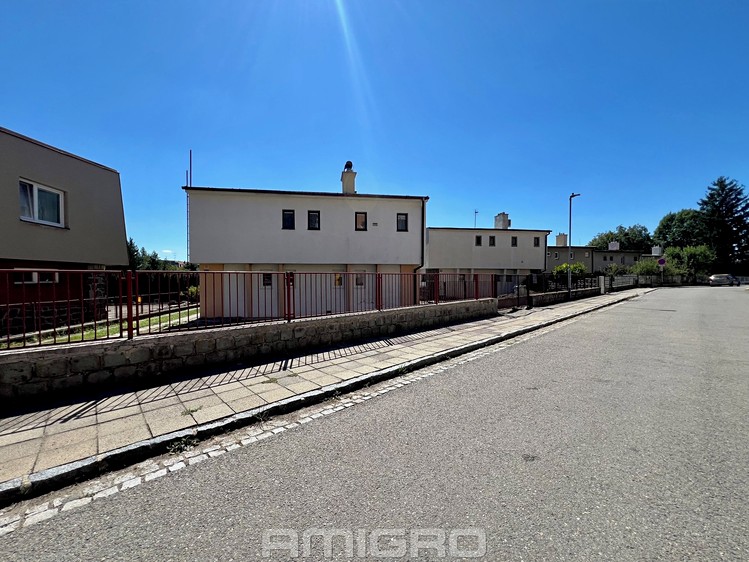 Prodej rodinného domu 160 m², pozemek 627 m² - foto 3