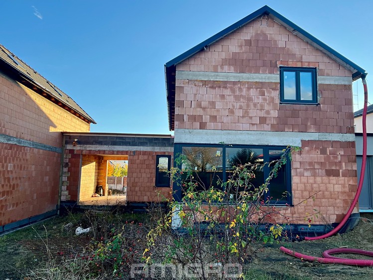 Prodej rodinného domu 178 m², pozemek 456 m² - foto 3