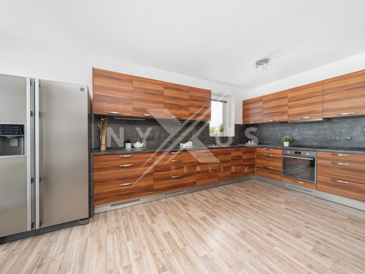 Prodej rodinného domu 160 m², pozemek 498 m² - foto 7