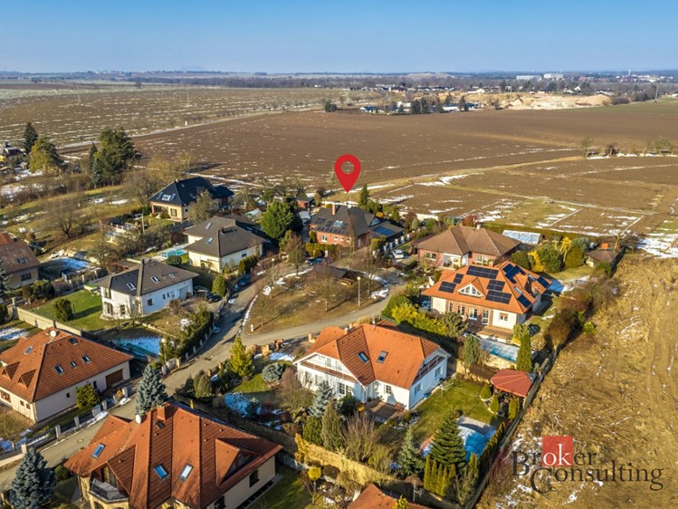 Prodej  rodinného domu 280 m², pozemek 1 289 m² - foto 5