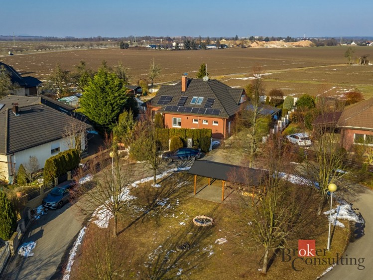 Prodej  rodinného domu 280 m², pozemek 1 289 m² - foto 6
