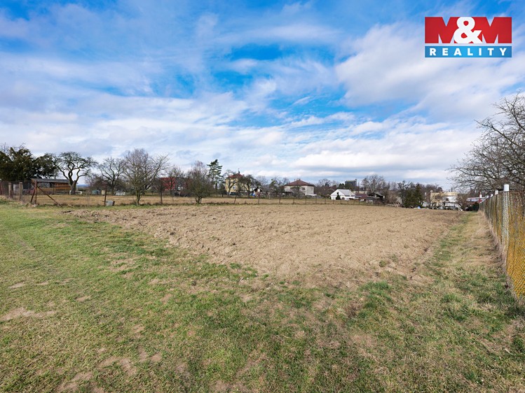 Prodej  stavebního pozemku 1 812 m² - foto 7