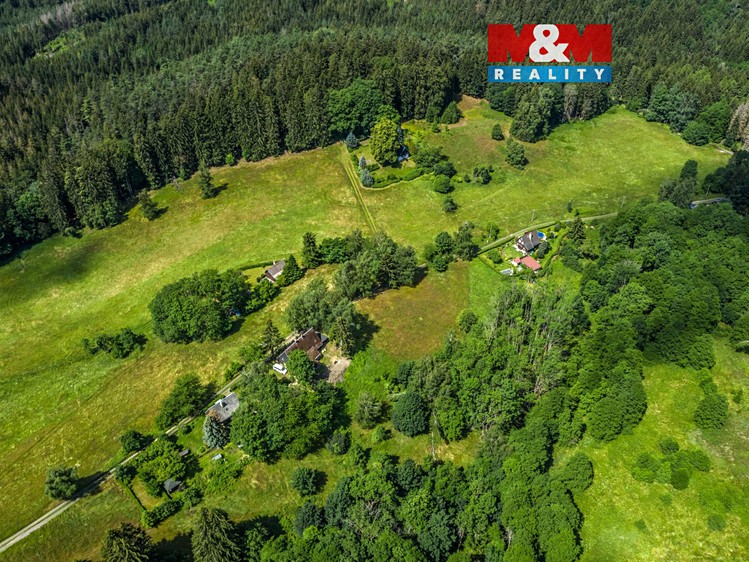 Prodej stavebního pozemku 4 140 m² - foto 1