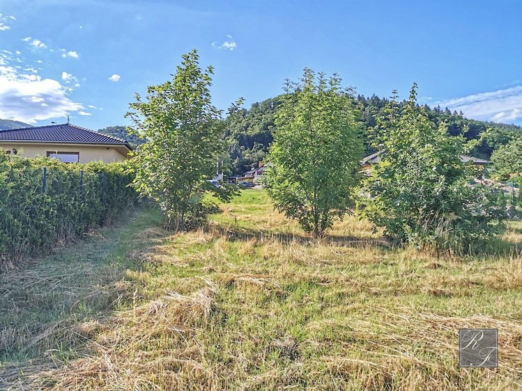 Prodej  stavebního pozemku 1 147 m² - foto 8