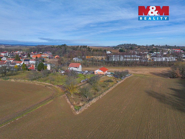Prodej stavebního pozemku 800 m² - foto 8