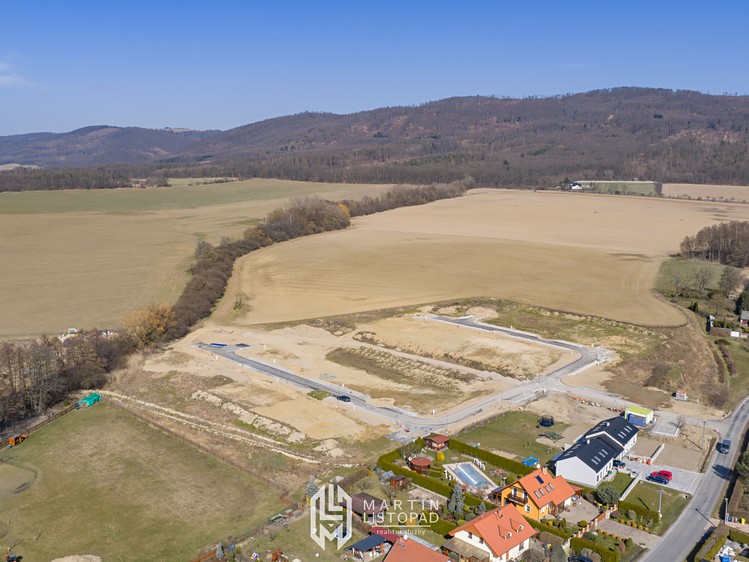 Prodej stavebního pozemku 954 m² - foto 5
