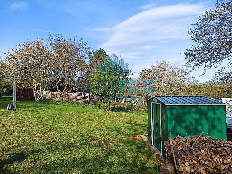 Pronájem  zahrady 372 m² - foto 6