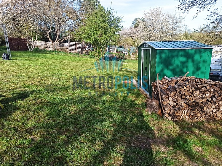 Pronájem  zahrady 372 m² - foto 5