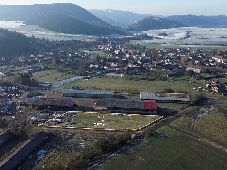 Pronájem komerčního pozemku 2 871 m² - foto 1
