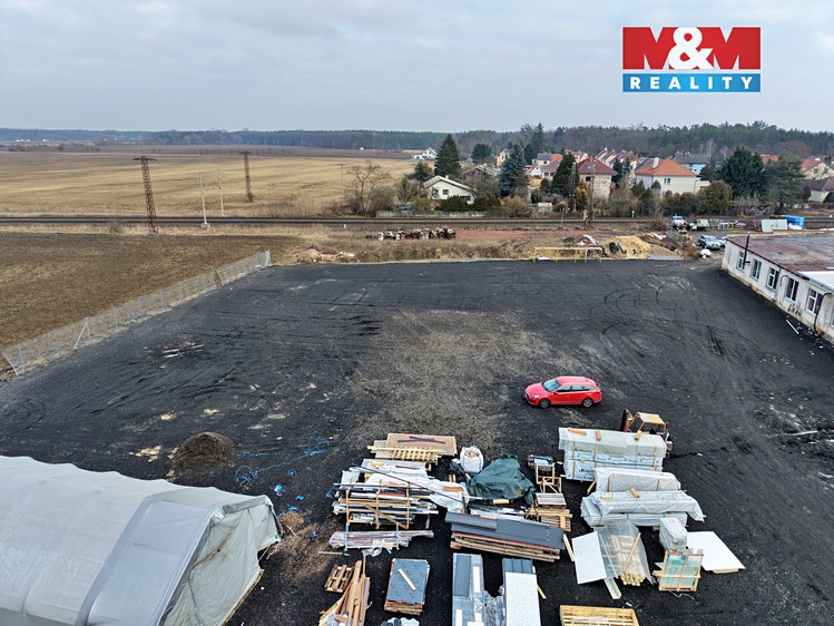 Pronájem  pozemku 2 500 m² - foto 4