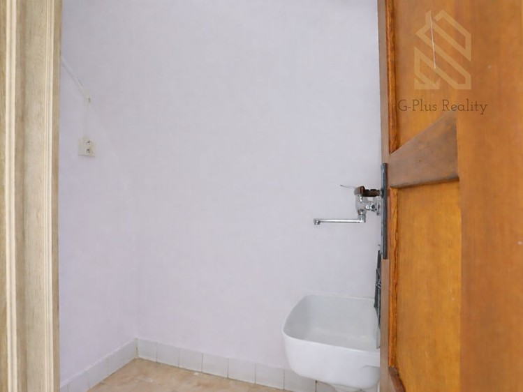 Prodej obchodního prostoru 55 m² - foto 4