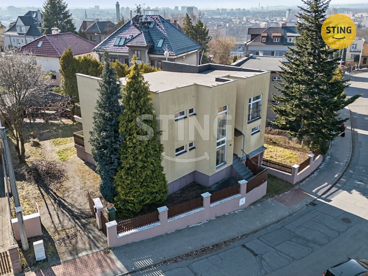 Prodej kanceláře 269 m² - foto 2