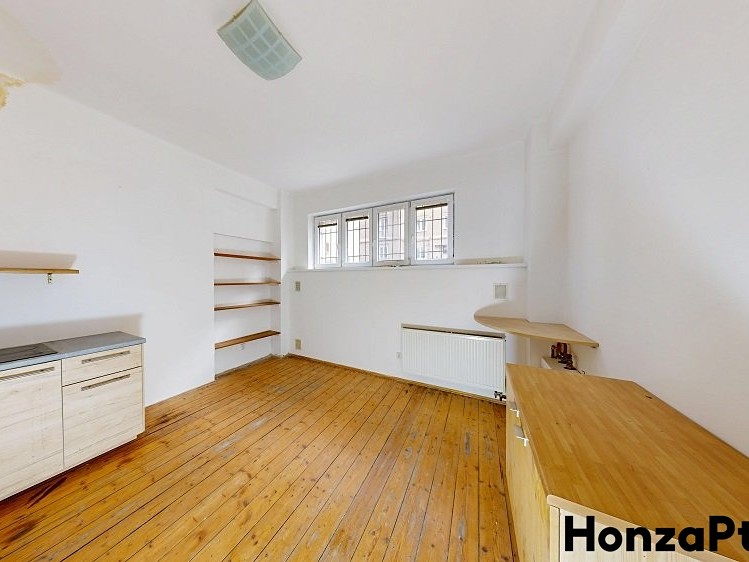 Prodej kanceláře 38 m² - foto 2