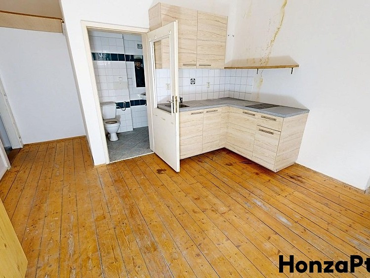 Prodej kanceláře 38 m² - foto 4
