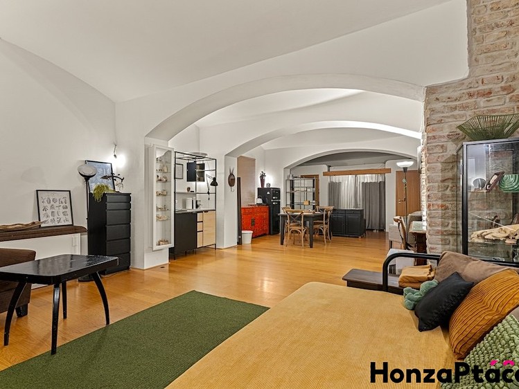 Prodej komerční nemovitosti 66 m² - foto 5