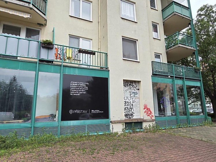 Prodej obchodního prostoru 251 m² - foto 1