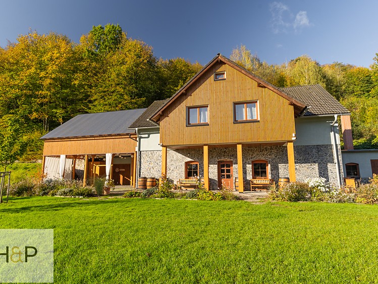 Prodej ubytovacího zařízení 580 m² - foto 2