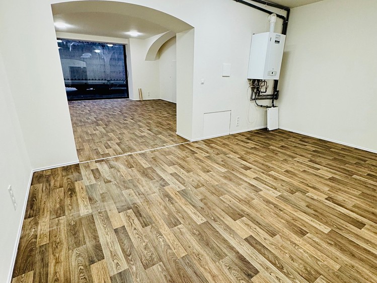 Pronájem obchodního prostoru 75 m² - foto 2