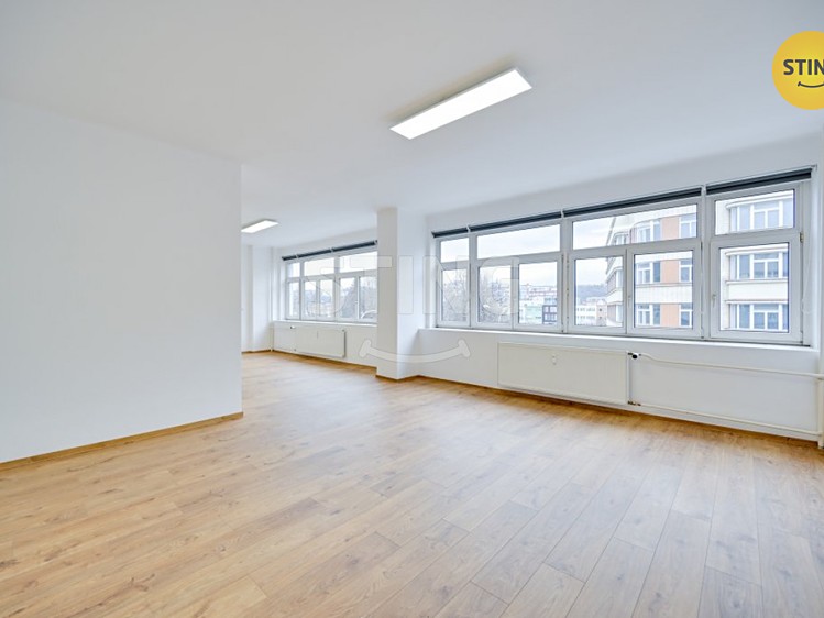 Pronájem kanceláře 108 m² - foto 5