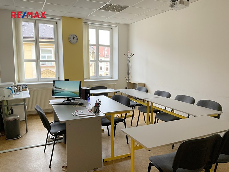 Pronájem kanceláře 22 m² - foto 2