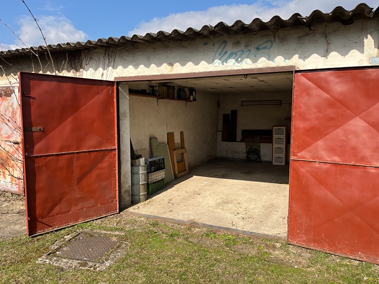 Prodej garáže 20 m² - foto 3