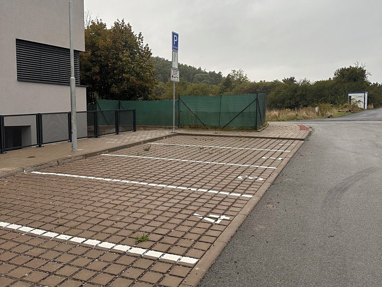Prodej specifického typu nemovitosti 13 m² - foto 1