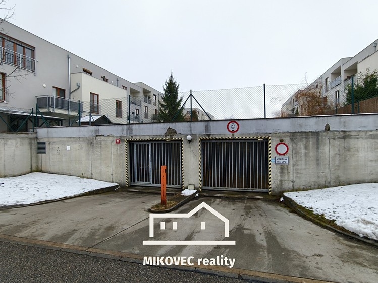 Prodej garáže 12 m² - foto 1