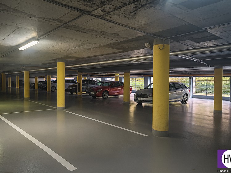Prodej garážového stání 13 m² - foto 2