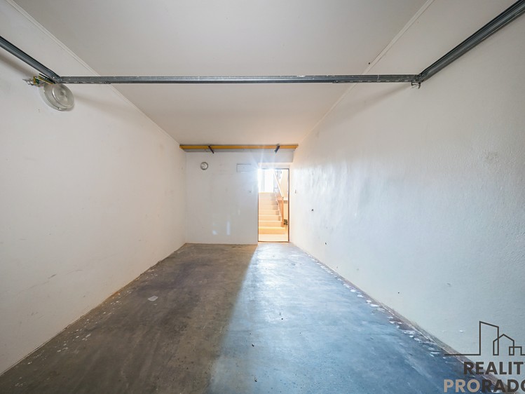 Prodej garáže 15 m² - foto 2