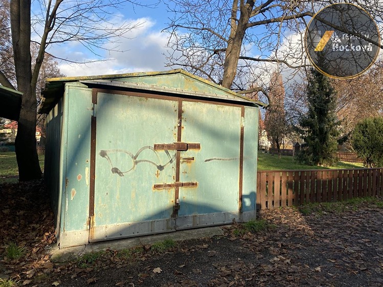 Prodej garáže 18 m² - foto 2