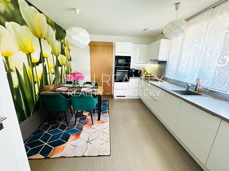 Prodej rodinného domu 130 m², pozemek 182 m² - foto 4